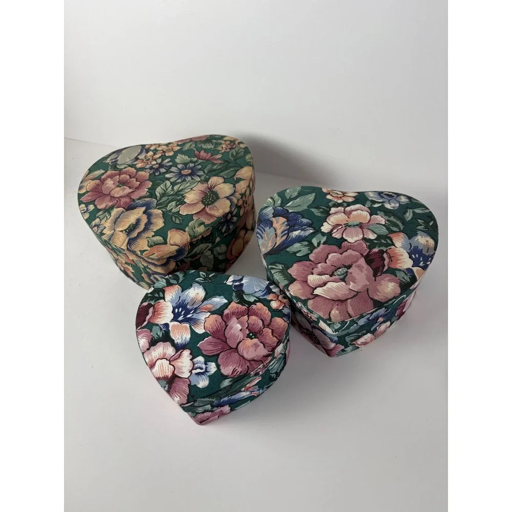 Vintage Floral Chintz Heart Nesting Boxes Set of 3  Cottage-core Nesting